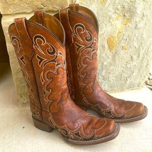 Circle G Leather Cowboy Boots